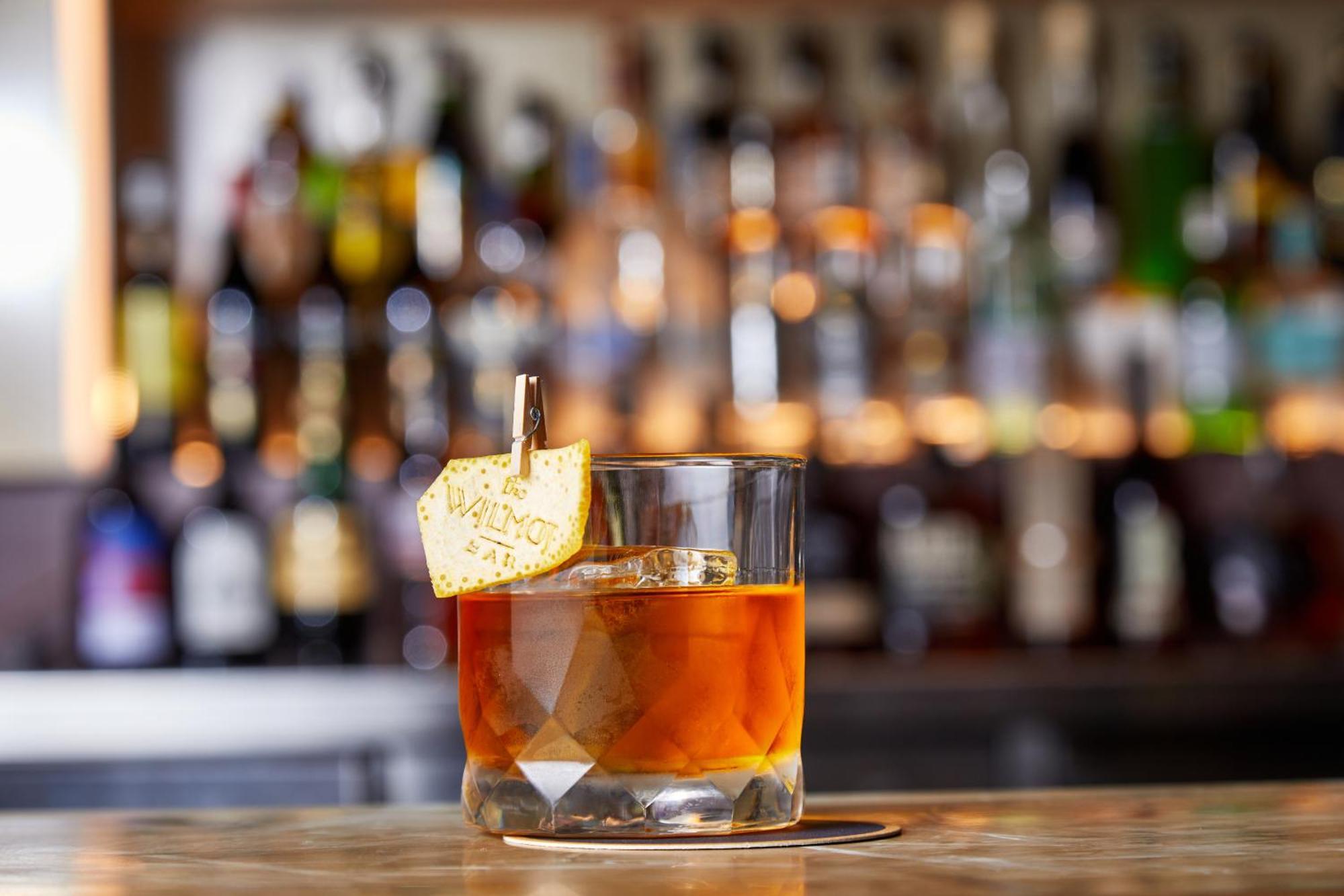 Kimpton Margot Sydney By Ihg Hotel Ngoại thất bức ảnh A rum old fashioned