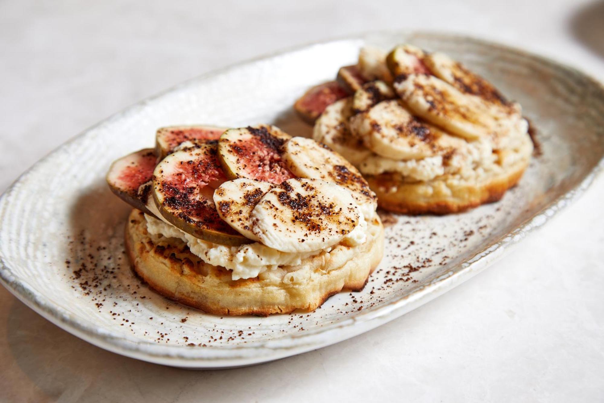 Kimpton Margot Sydney By Ihg Hotel Ngoại thất bức ảnh Baked figs with goat's cheese