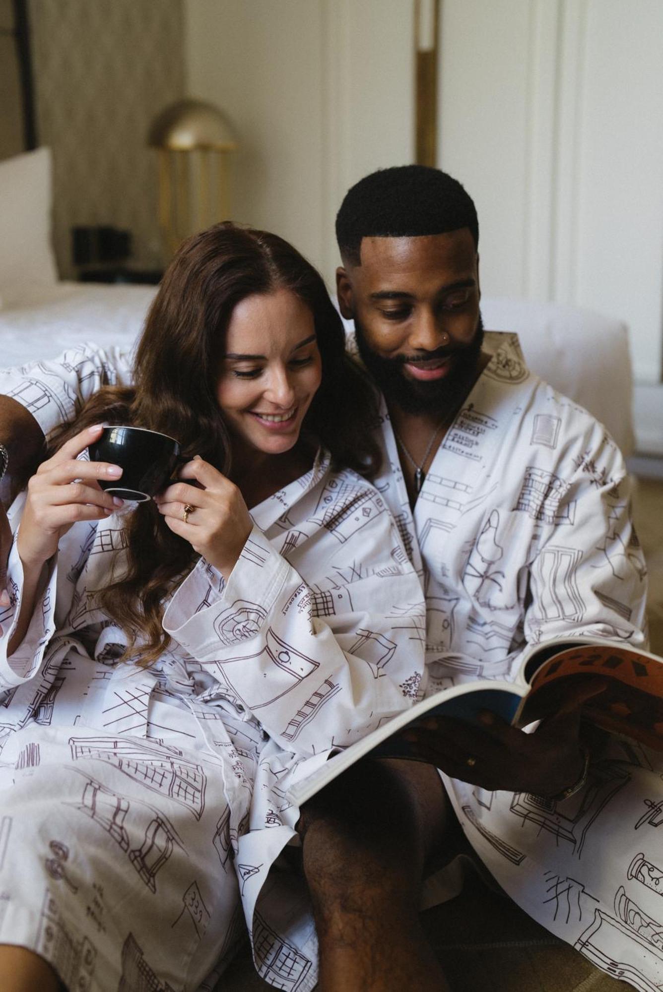 Kimpton Margot Sydney By Ihg Hotel Ngoại thất bức ảnh A couple wearing matching robes