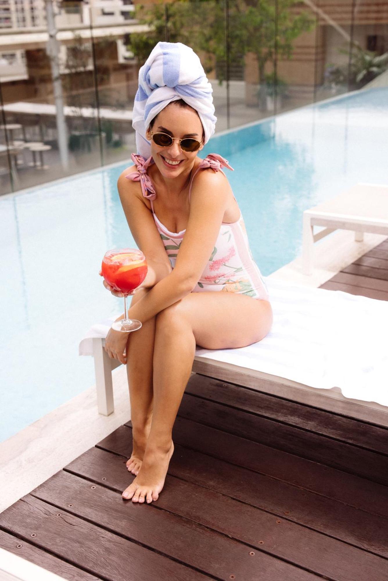 Kimpton Margot Sydney By Ihg Hotel Ngoại thất bức ảnh A woman wearing a one-piece swimsuit